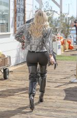 KHLOE KARDASHIAN Out for Lunch at Malibu Farm Pier Cafe 10/15/2019