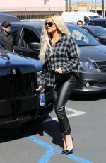 KHLOE KARDASHIAN Shopping at Aldicks Christmas in Van Nuys 10/11/2019