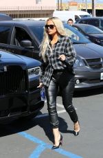 KHLOE KARDASHIAN Shopping at Aldicks Christmas in Van Nuys 10/11/2019