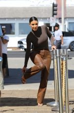 KIM KARdASHIAN at Malibu Farm Pier Cafe in Malibu 10/15/2019