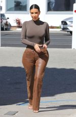 KIM KARdASHIAN at Malibu Farm Pier Cafe in Malibu 10/15/2019