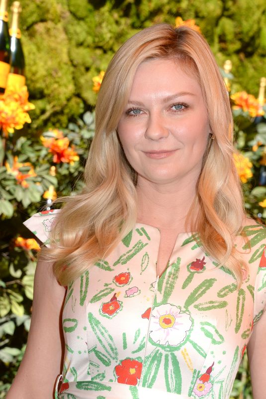 KIRSTEN DUNST at Veuve Clicquot Polo Classic at Will Rogers State Park in Los Angeles 10/05/2019