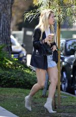 LOTTIE MOSS Out Apartment Hunting in Los Angeles 10/04/2019