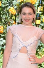 MAE WHITMAN at Veuve Clicquot Polo Classic at Will Rogers State Park in Los Angeles 10/05/2019