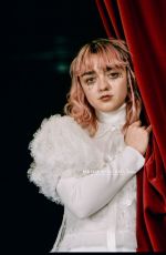 MAISIE WILLIAMS in Daisie Magazine, May 2019