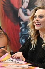 MARGOT ROBBIE at New York Comic Con 10/05/2019