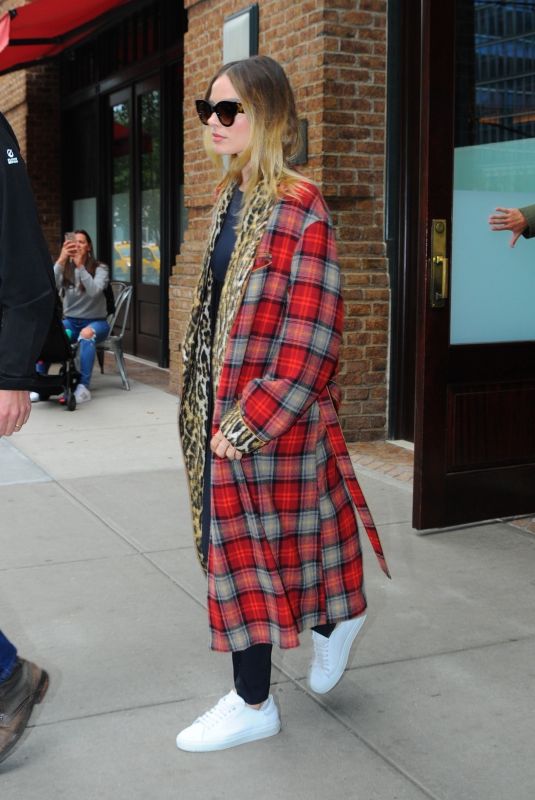 MARGOT ROBBIE Leaves Her Hotel in New York 10/08/2019
