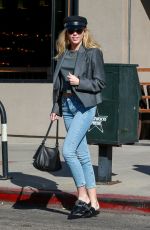 MILEY CYRUS Out for Lunch in Los Angeles 10/28/2019
