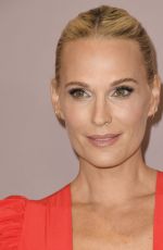 MOLLY SIMS at Variety’s 2019 Power of Women: Los Angeles Presented by Lifetime in Beverly Hills 10/11/2019