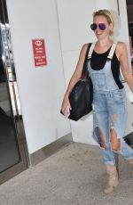 NICKY WHELAN Arrives in San Juan 10/16/2019