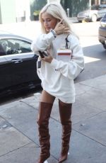 PIA MIA PEREZ Out Shopping on Melrose Place in West Hollywood 10/08/2019