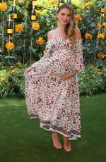 Pregnant NINA SENICAR at Veuve Clicquot Polo Classic at Will Rogers State Park in Los Angeles 10/05/2019