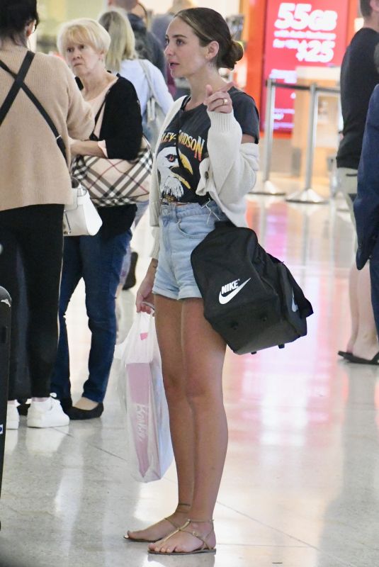 RACHAEL LEE Arrives at Airport in Sydney 10/15/2019