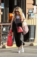RACHEL MCADAMS Shopping at Lassens Natural Food and Vitamins in Los Angeles 10/21/2019