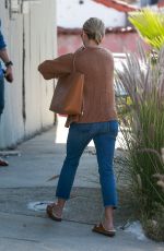 REESE WITHERSPOON Out and About in Los Angeles 10/03/2019