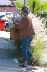 REESE WITHERSPOON Out and About in Los Angeles 10/03/2019