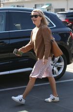 REESE WITHERSPOON Out in Santa Monica 10/08/2019