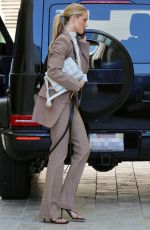 ROSIE HUNTINGTON-WHITELEY Arrives at a Meeting in Beverly Hills 10/08/2019