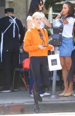 SAMARA WEAVING Out fot Lunch in Los Angeles 10/17/2019