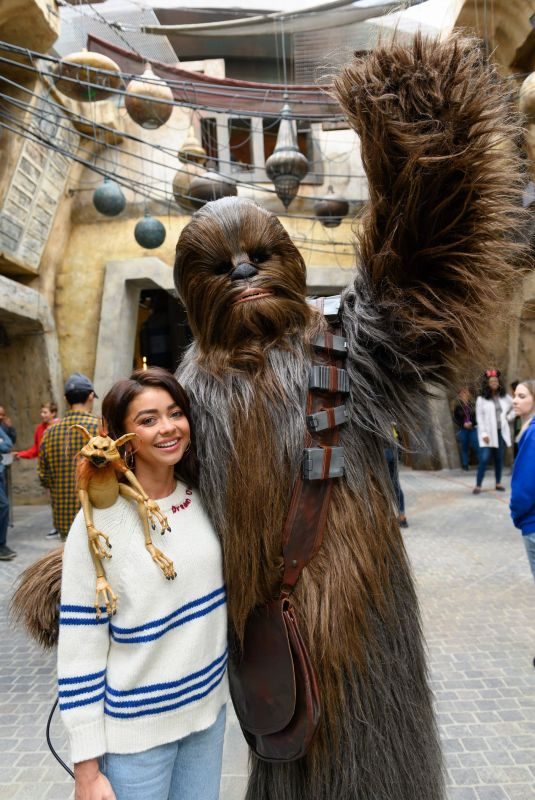 SARAH HYLAND at Star Wars: Galaxy’s Edge Adventure 09/29/2019