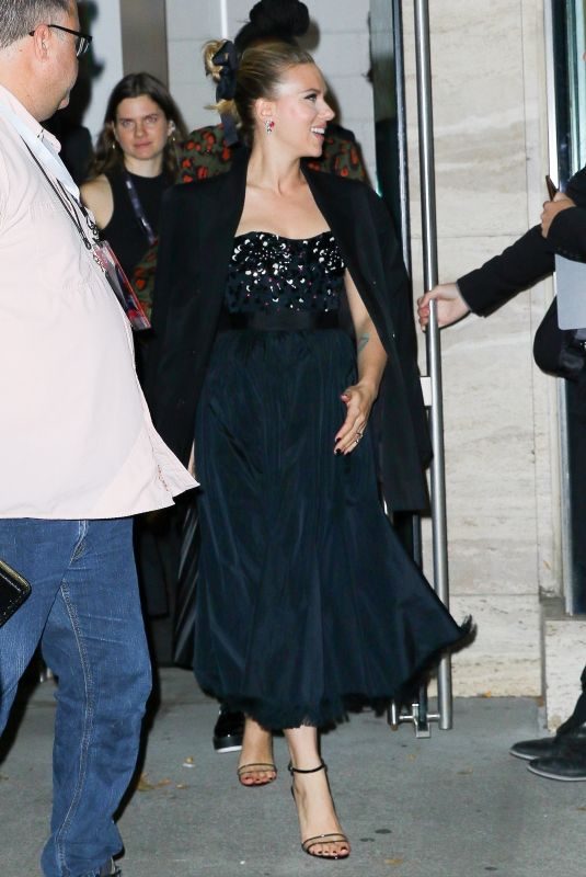 SCARLETT JOHANSSON Leaves Lincoln Center in New York 10/04/2019