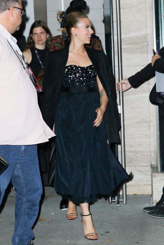 SCARLETT JOHANSSON Leaves Lincoln Center in New York 10/04/2019