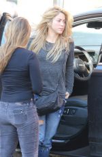 SHAKIRA Arrives at Her House in Barcelona 09/28/2019