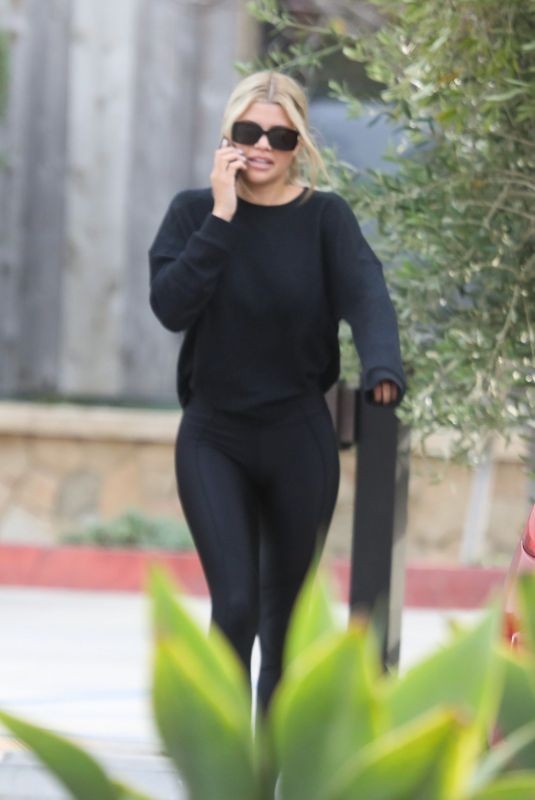 SOFIA RICHIE Leaves Kristy