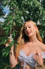 SOPHIA DIAMOND - Instgagram Photos 10/09/2019
