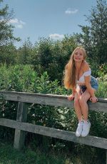 SOPHIA DIAMOND - Instgagram Photos 10/09/2019