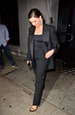 SOPHIE BUSH Leaves Craig