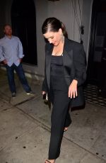 SOPHIE BUSH Leaves Craig
