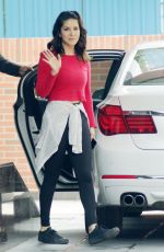 SUNNY LEONE Out and About in Mumbai 10/09/2019