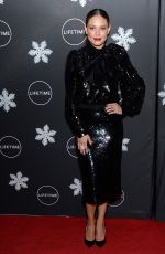 VANESSA MINNILLO at It