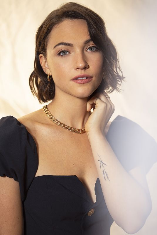 VIOLETT BEANE for Hollywood Life