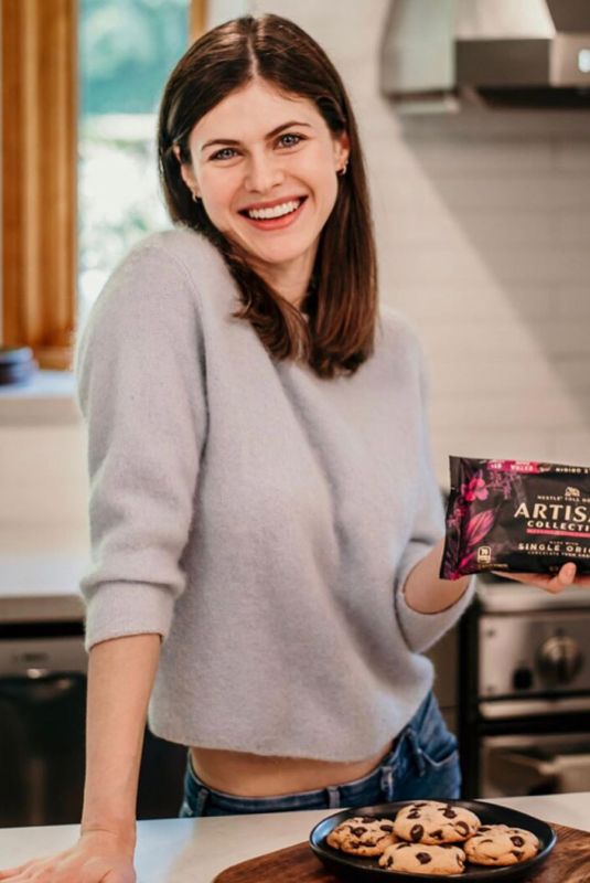 ALEXANDRA DADDARIO for Artisan Collection - Instagram Photos 11/13/2019
