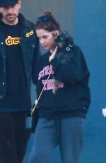 ASHLEY BENSON Heading to a Pet Hospital in Los Angeles 11/22/2019