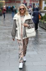 ASHLEY ROBERTS Heading to Pussycat Dolls Rehearsals in London 11/28/2019