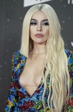 AVA MAX at Los40 Music Awards in Madrid 11/08/2019