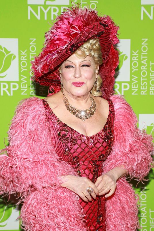 BETTE MIDLER at Bette Midler’s 2019 Hulaween in New York 10/31/2019