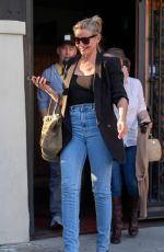 CAMERON DIAZ Out and About in Los Angeles 23/11/2019