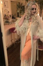 CHRISTINA HENDRICKS Getting Ready for Halloween 10/31/2019