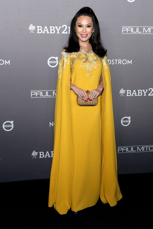 CHRISTINE CHIU at baby2baby gala 2019 in Culver City 11/09/2019