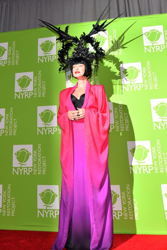 CYNDI LAUPER at Bette Midler’s 2019 Hulaween in New York 10/31/2019