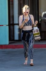 DAKOTA FANNING in Tights Leaves a Gym in Los Angeles 11/09/2019