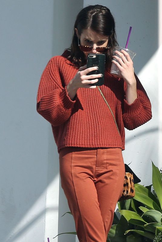 EMMA ROBERTS Leaves Ralph Lauren Store in Beverly Hills 11/10/2019