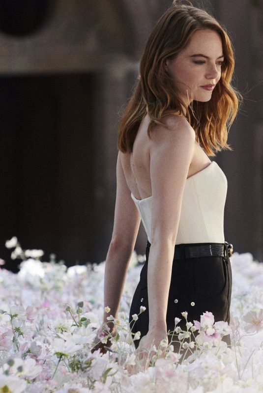 EMMA STONE for New Louis Vuitton Coeur Battant Fragrance, 2019