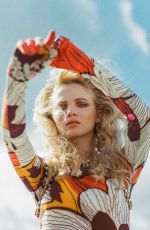 FREYA ALLAN for Schon! Magazine, November 2019