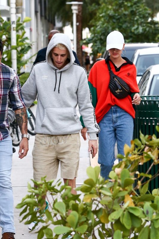 HAILEY and Justin BIEBER Out for Dinner in Miami 11/29/2019