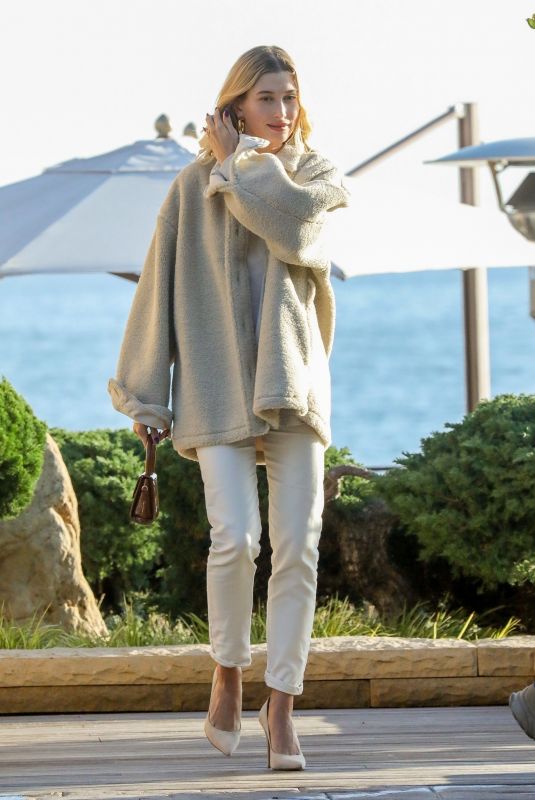 Hailey Bieber Page 3 Hawtcelebs
